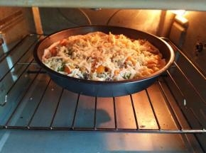 烤箱中层200℃预热5分钟，烤15分钟