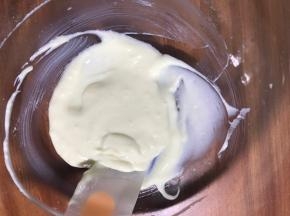 搅拌均匀至无颗粒，如果你颗粒感很强，过筛一下