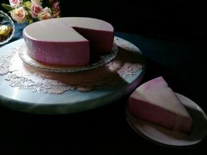 酸酸甜甜的，有丝丝的蜜桃味。