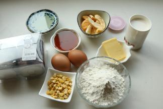 准备好材料和纸模。