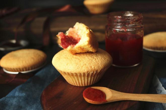 果酱夹心海绵小蛋糕