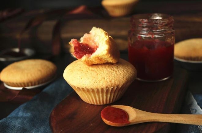 果酱夹心海绵小蛋糕