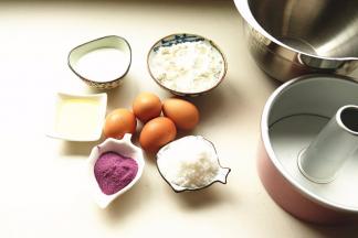 准备好材料，准确称量待用。