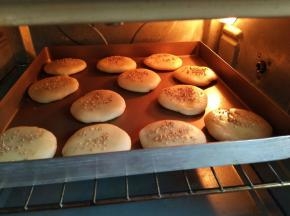 烤箱中层180℃烤25分钟