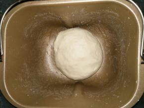 面团滚圆，启动发酵功能