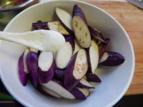 加入4克盐腌半小时