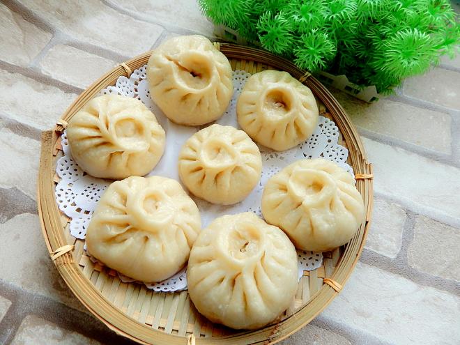 茄子肉末包子