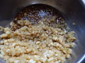 腌好的挤掉水份