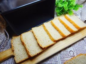 烤好冷却切成小块