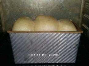 烤箱预热180度，中下层，35分钟。上色后及时加盖锡纸。