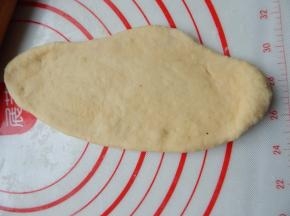 擀长条，卷起来