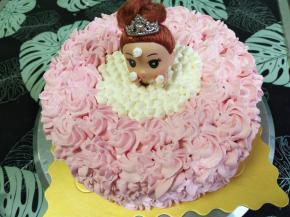 剩下30克淡奶油加3克细砂糖进行打发，打9分，挤圆点