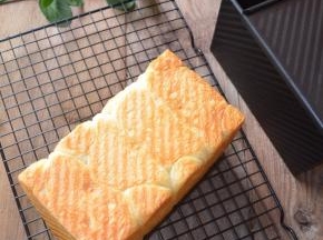 程序结束，轻轻的倒下，就可以方便脱模，黑金刚就是牛；