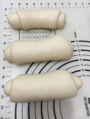 15. 翻面，自上往下卷起