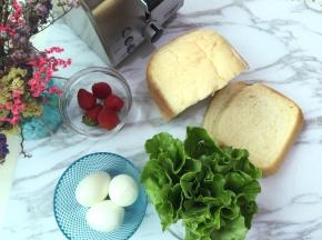 2. 把需要的材料都准备好