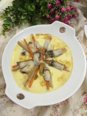 出锅后淋上少许油和生抽
成品图