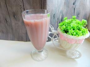 打好的加入一些白糖