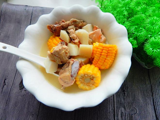 玉米山药炖鸡汤