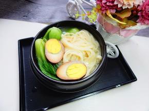 煮好的装盘里在加卤蛋