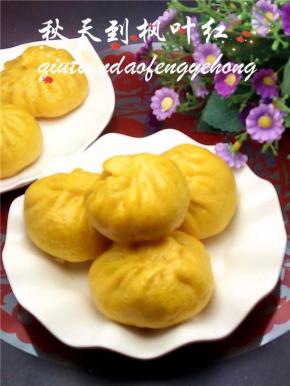 绿豆沙南瓜包出锅啦。