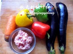 将所需食材准备好；