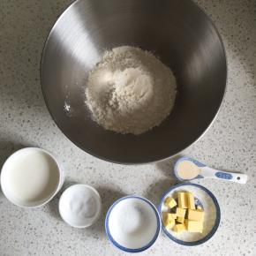 先准备好所有材料