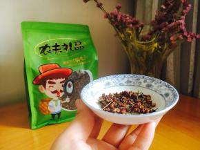 提前准备好花椒
我选用的是陕西富平花椒，它味道浓郁纯正。