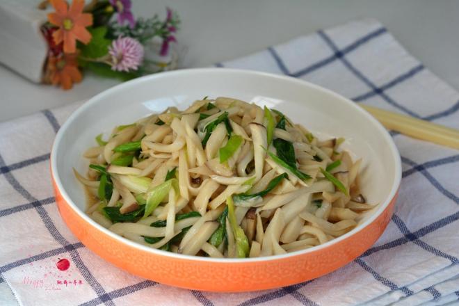 素炒青蒜杏鲍菇