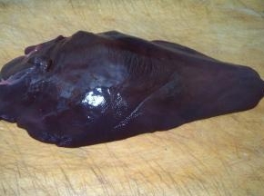 猪肝一块，可以先不用清洗，这样切起来不打滑