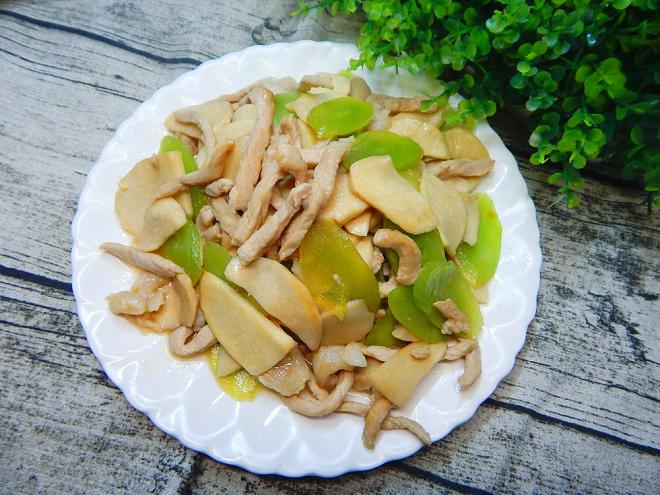 杏鲍菇莴笋炒肉丝