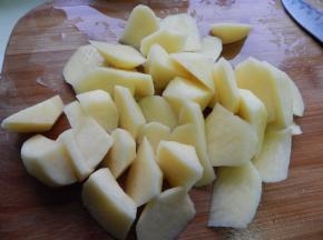 土豆去皮切好