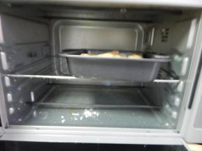 烤箱180度烤18分钟