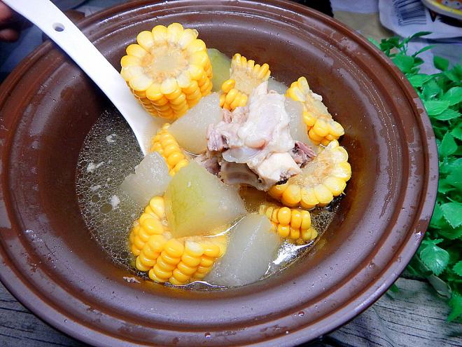 冬瓜玉米炖排骨