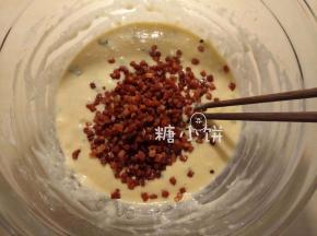 加入之前煎好的培根粒拌匀