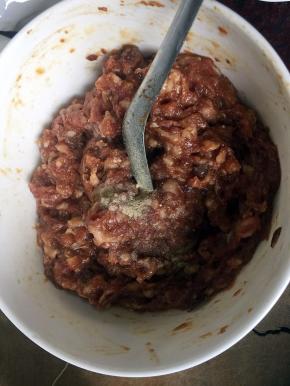 加入胡椒粉拌匀