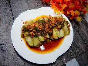 然后泼至茄子上面