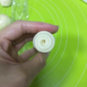 卷起面团