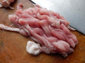 猪肉切好