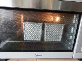 上烤箱160度烤50分钟