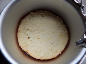 面包片加入模具里