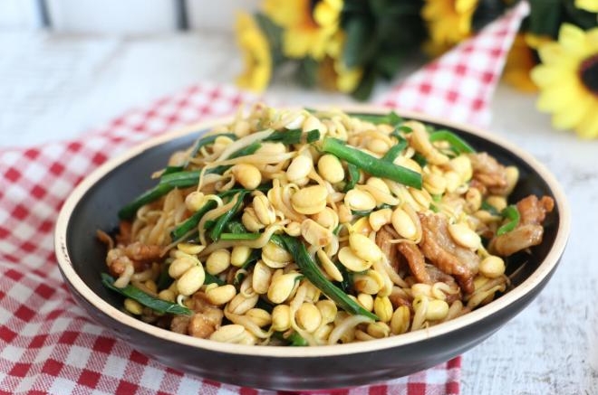 韭菜炒豆芽
