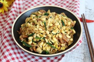 好吃下饭的家常炒菜。