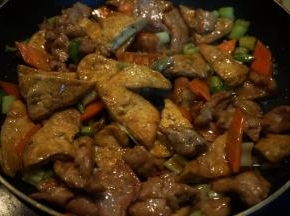 汤变粘稠就可关火，出锅