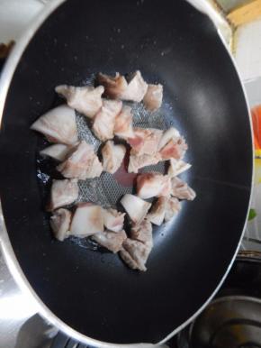 加入入月牙骨