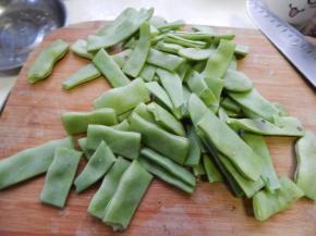 扁豆切好