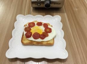 码上鸡蛋和圣女果