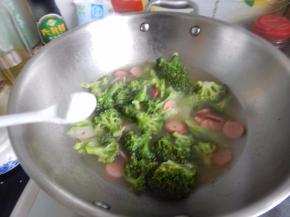 加入清水加入盐