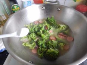 加入清水加入盐