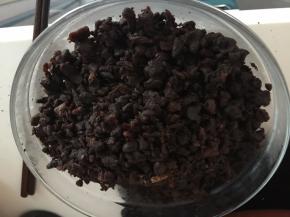 水份炒得差不多后装碗备用