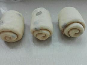 自上而下依次卷起